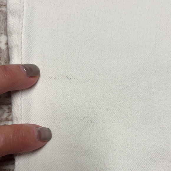 Ralph Lauren Women's Straight Leg Ankle Jeans in White with Raw Hem - Picture 5 of 13